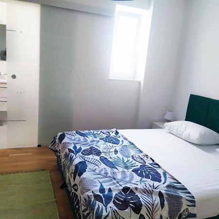 New Luxury 3 Bedroom 4 Air Conditioners Задар Екстериор снимка