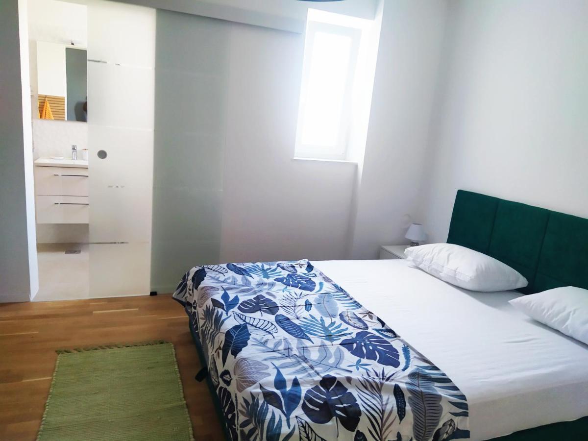 New Luxury 3 Bedroom 4 Air Conditioners Задар Екстериор снимка